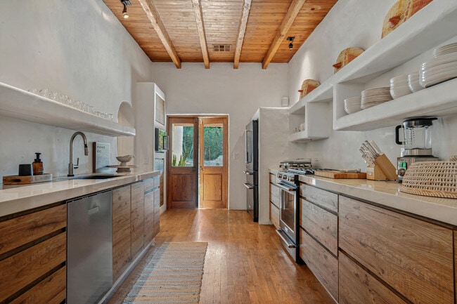 Photo - 71607 Sahara Rd