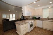 Photo - 9 month winter lease on Balboa Peninsula! No yearly leases Unit A