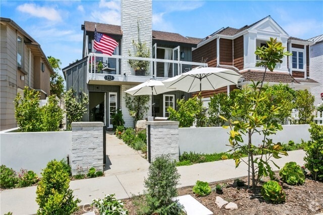 Building Photo - 711 Heliotrope Ave Rental