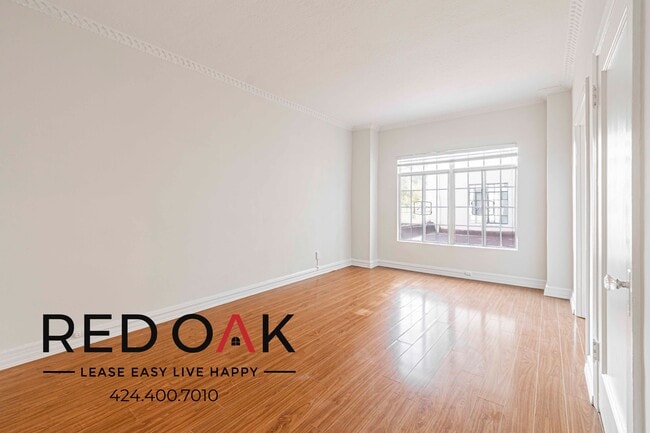 Photo - 570 N Rossmore Ave Unit 107