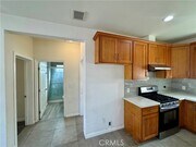 Photo - 729 W 12th St