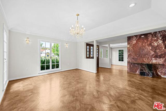 Photo - 224 S Palm Dr