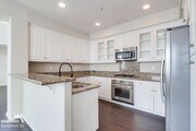 Photo - Bright & Spacious 2Bdm 2Ba Townhome in Eas...
