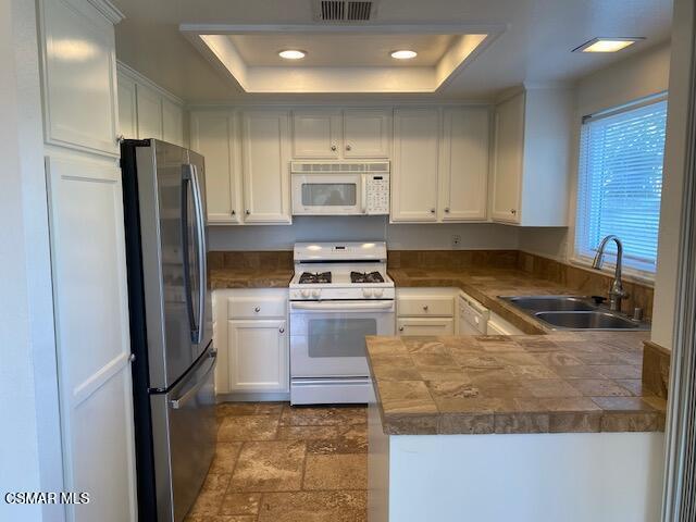 Photo - 132 Rosehedge Ln