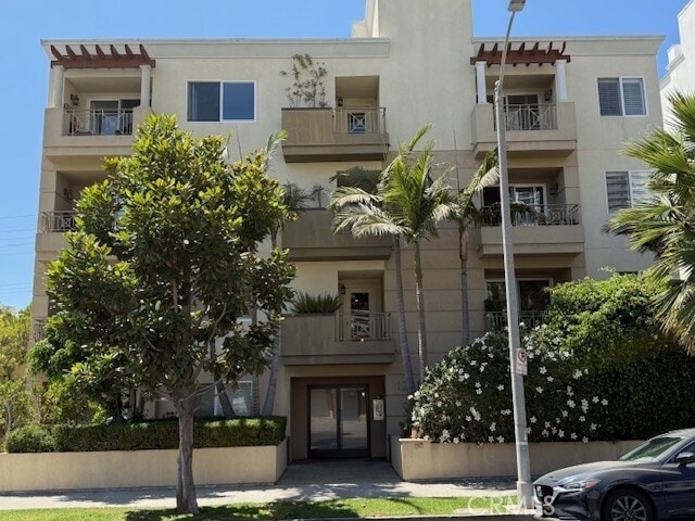 Building Photo - 1241 S Westgate Ave Unit PH2 Rental