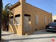 Photo - 711 W 54th St House