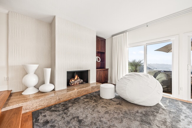 Photo - 4452 Caminito Fuente