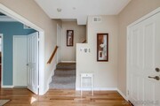 Photo - Beautiful 3 BD, 3.5 BA Detached Townhouse ...