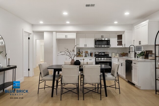 Photo - 2706 Cochran Ave