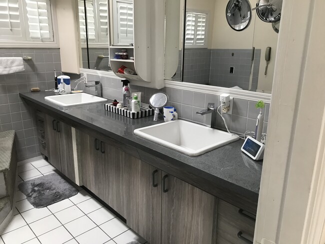 Photo - 4522 Saint Clair Ave