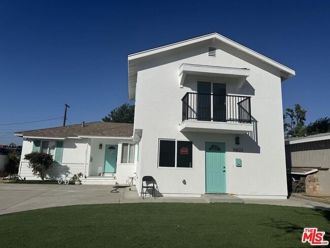 Building Photo - 10623 Stanwin Ave