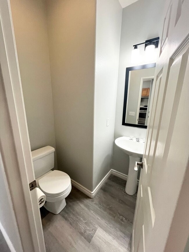 Photo - $1000 OFF 1ST MONTH! Beautiful 3 bedroom 2...