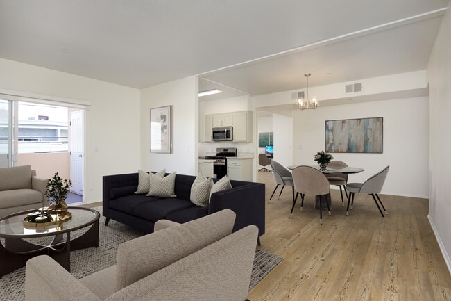 Photo - Vinton Court - H63