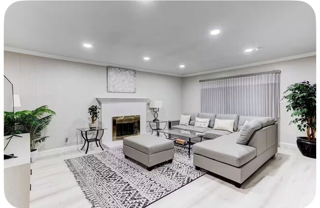 Photo - Furnished Home in HB