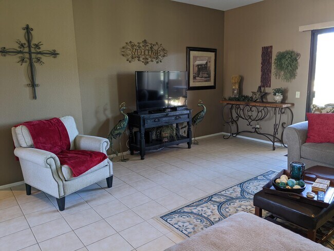 Photo - 67284 W Chimayo Dr