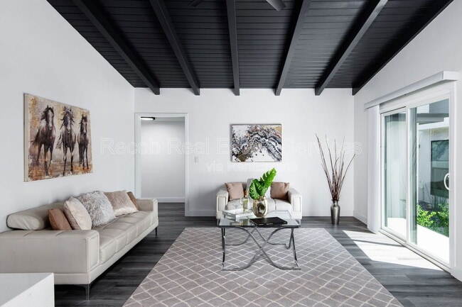 Photo - 8331 Neva Ave