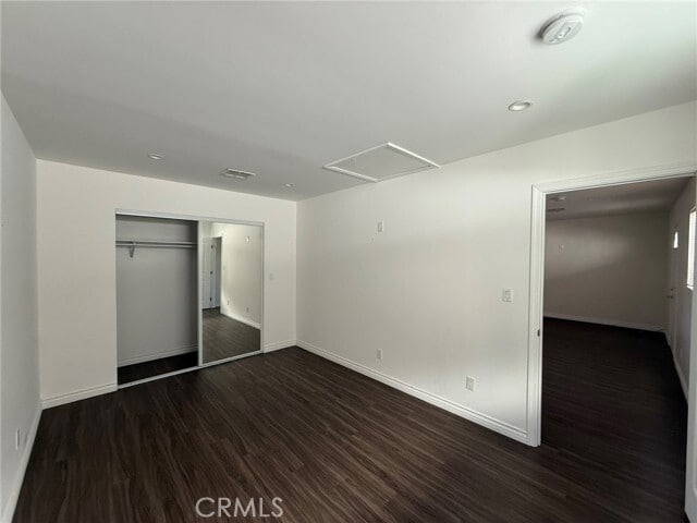 Photo - 7053 Lindley Ave