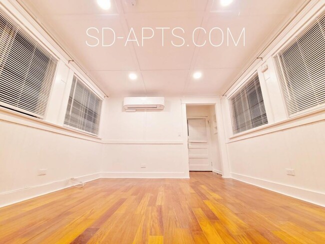 Photo - 4137 Falcon St