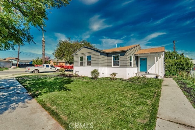 Photo - 1101 E 115th St