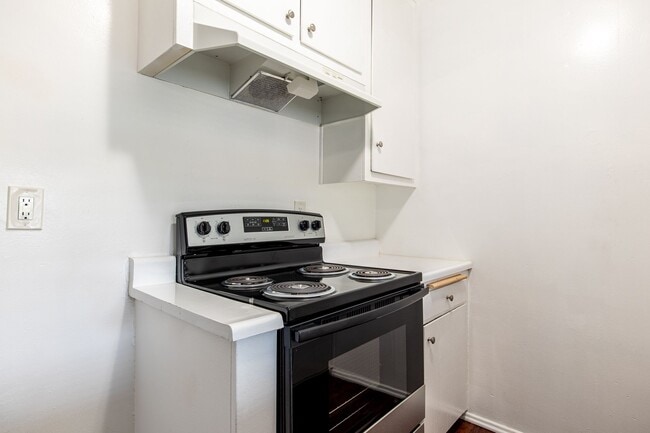 Photo - Langdon apts