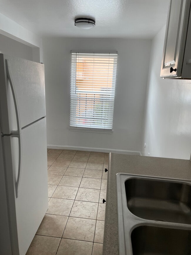 Photo - 4234 Mont Clair St Unit 104