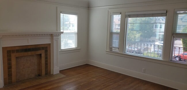 Photo - 1510 S Van Ness Ave Unit 1510