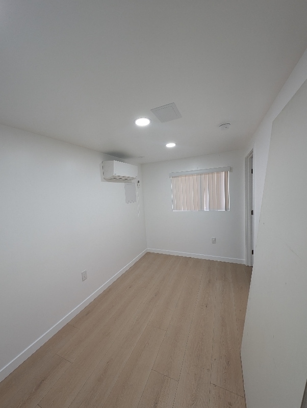 Photo - 4404 Stern Ave Unit 7