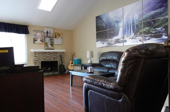 Photo - Two-Story 3 Bed, 2 Bath Townhome with Garage
