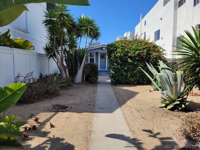 Photo - 1245 W Balboa Blvd