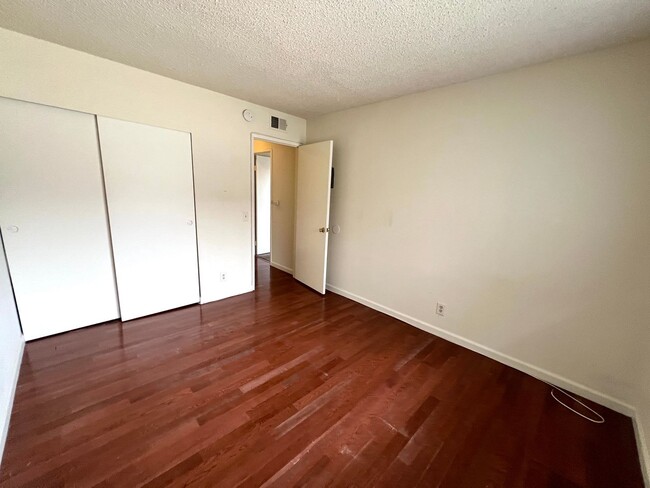 Photo - 319 Josie Cir Unit #D