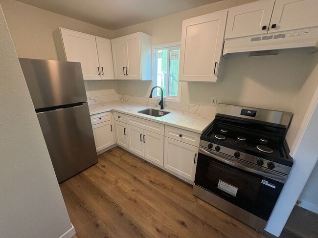 Photo - 4426 1/2 Lockwood Avenue