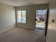 Front entry/Living room - 3112 Idlewild Way