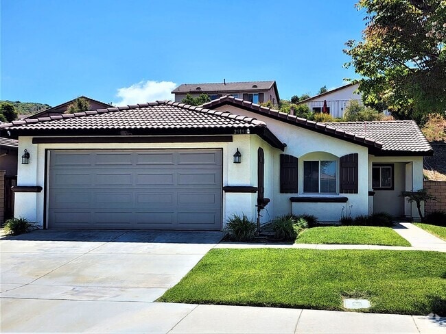 Building Photo - Great Single Story Home McVicker Canyon Hi...