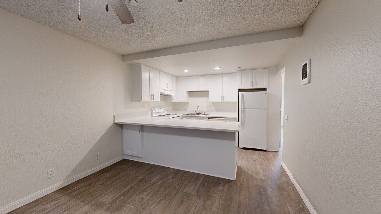 3D Tour - Aztec Campus Apartments