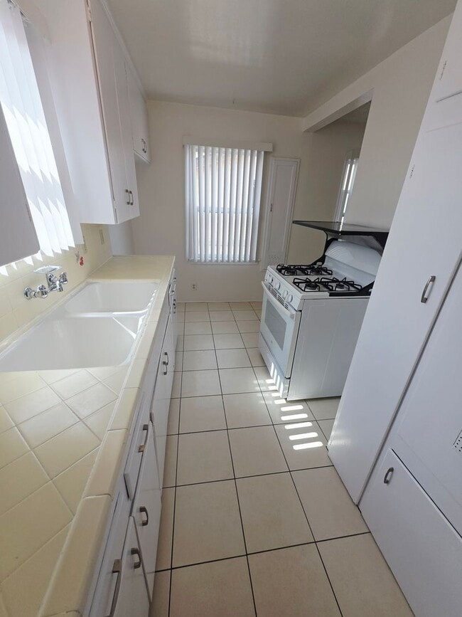 Photo - 1123 Linden Ave Unit C