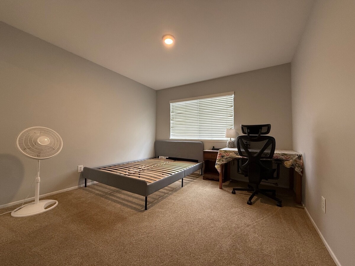 Photo - 10548 Oakdale Dr