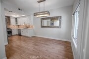 Photo - 10831 Roycroft St