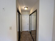 Photo - 430 S Niagara St