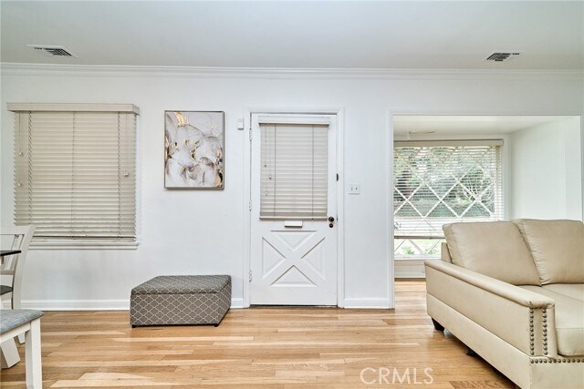 Photo - 503 Longden Dr