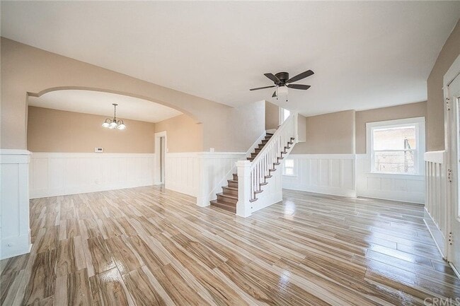 Photo - 1207 E 55th St