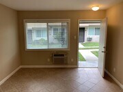 Photo - 7043 Pickering Ave