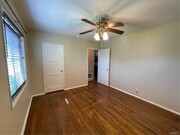 Photo - 17919 Emelita St House