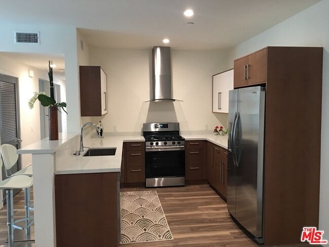 Photo - 4600 Coldwater Canyon Ave Unit 201