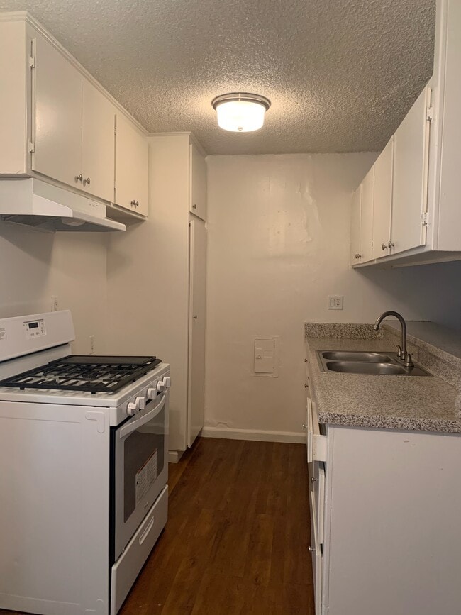 Photo - Southoaks Pointe Apartments