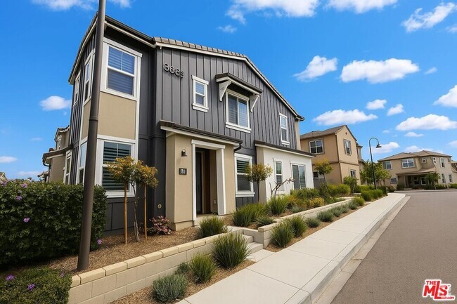 Building Photo - 3669 E Happy Paseo Unit 180 Rental
