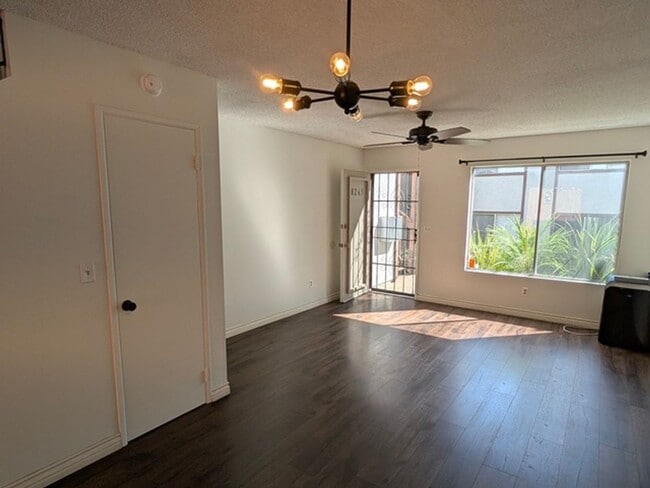 Photo - 8265 Echo Dell Rd Unit 8265