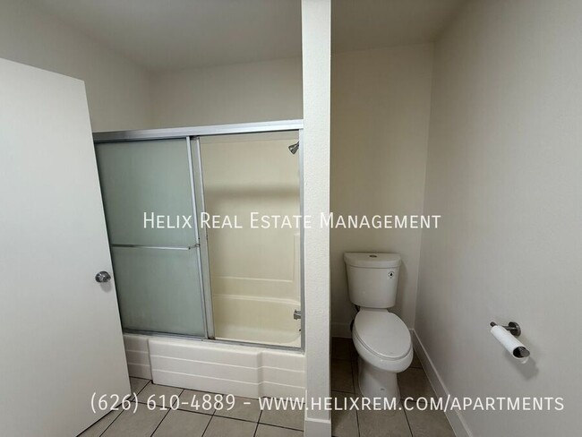 Photo - 731 W Duarte Rd Unit 14B