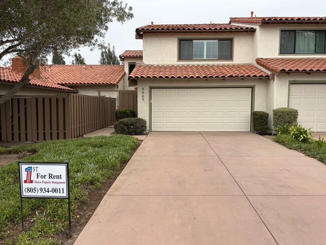 Building Photo - 4569 Foxenwood Ln