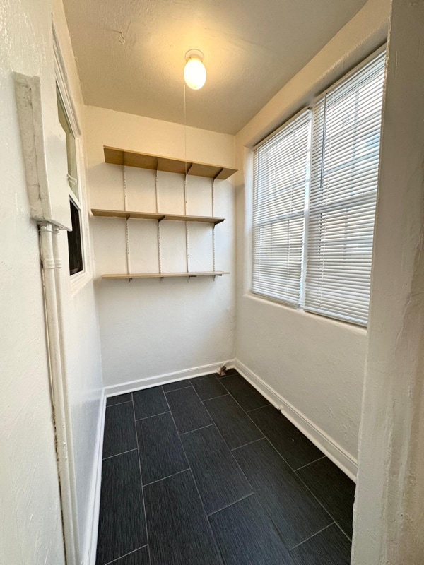 Photo - 636 N Plymouth Blvd