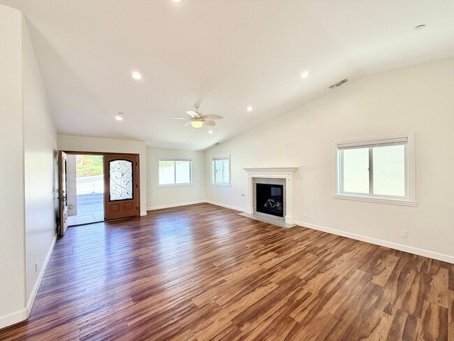 Photo - 5544 Crestone Ct